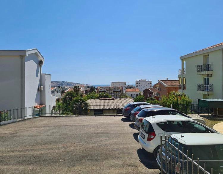 Apartments Bujkovic Bar Buitenkant foto